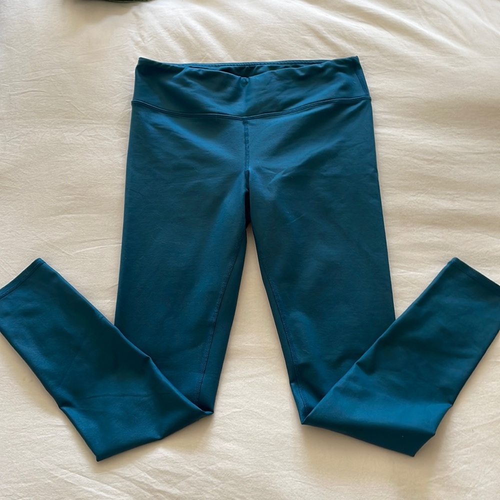 Alo Leggings